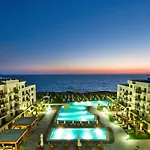Ξενοδοχείο Capital Coast And 4*
