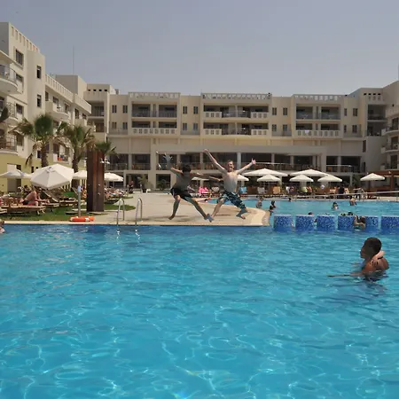 وسبا كابيتال كوست بافوس