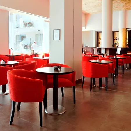 Hotel Capital Coast And