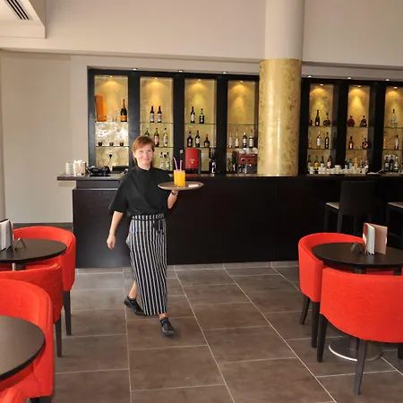 فندق وسبا كابيتال كوست 4*