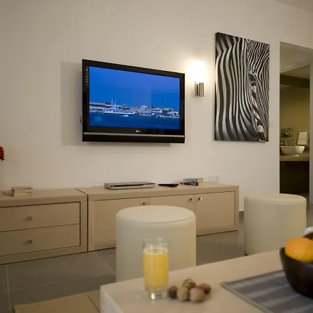 Capital Coast And 4*