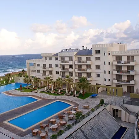 מלון Capital Coast And פאפוס