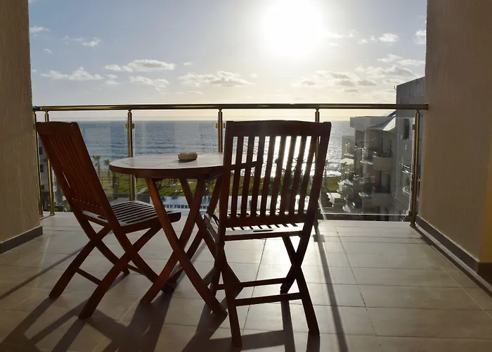 Ξενοδοχείο Capital Coast And 4*