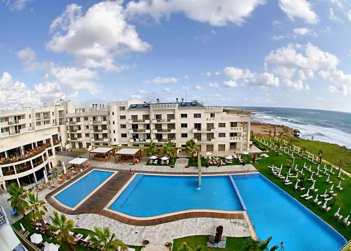 Capital Coast And Ξενοδοχείο Πάφος