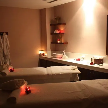 Capital Coast And Hotel 4*