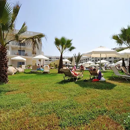 Hotel Capital Coast And