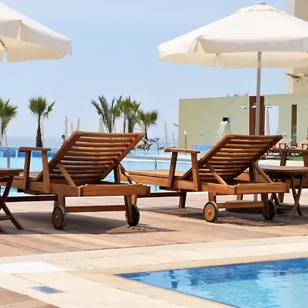 Hotel Capital Coast And